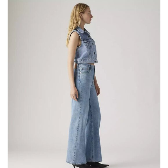 Levi's 29x32 Premium Ribcage Wide Leg Women's Jeans Far And Wide Light Wash - Picture 4 of 7